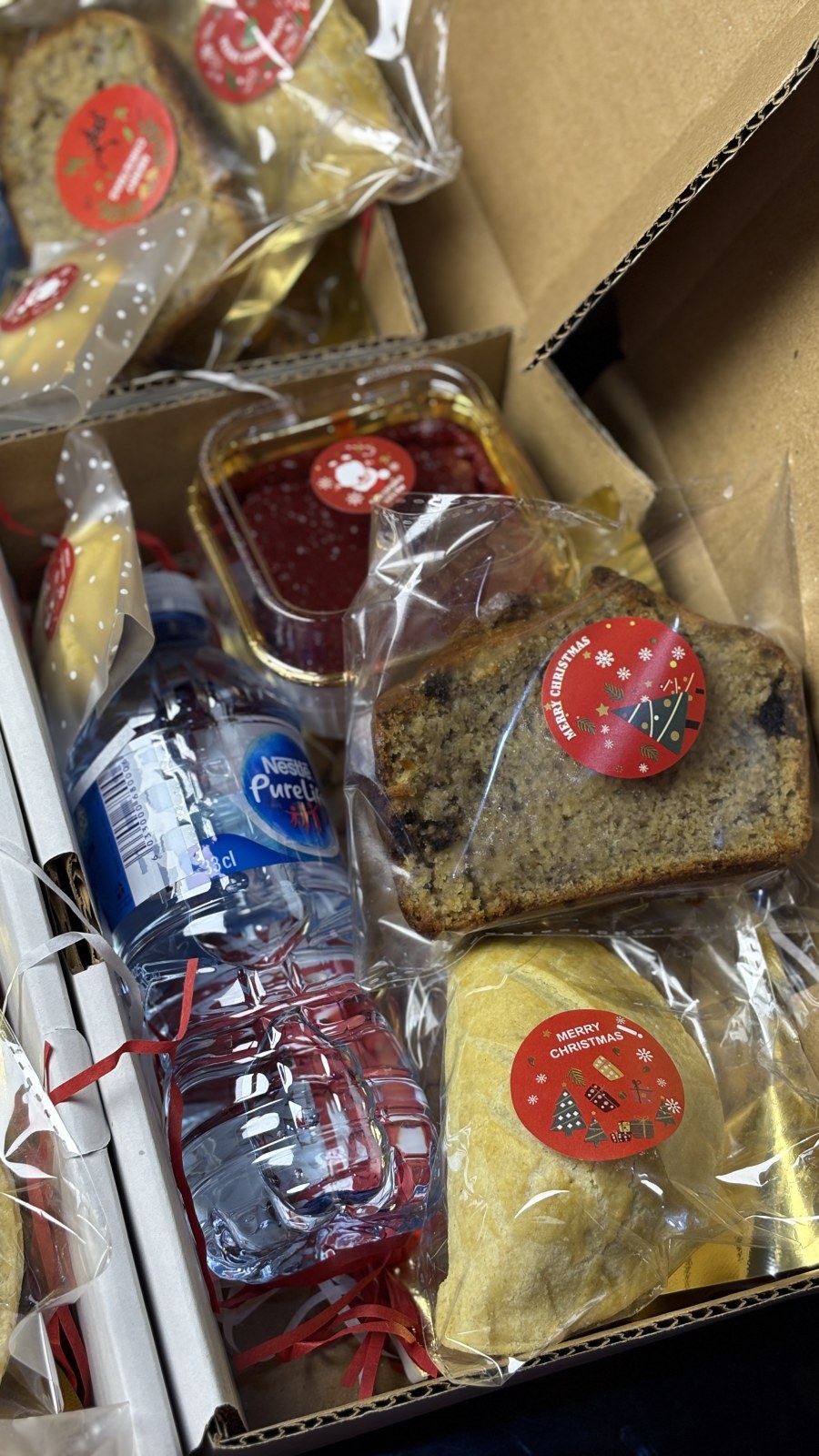 pastry box
