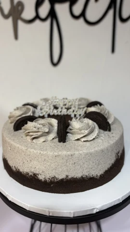 Oreo RTG Cake
