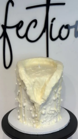 Melting Candle Cake